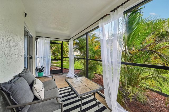 2830 Riverside Drive 103-3, Coral Springs, FL 33065