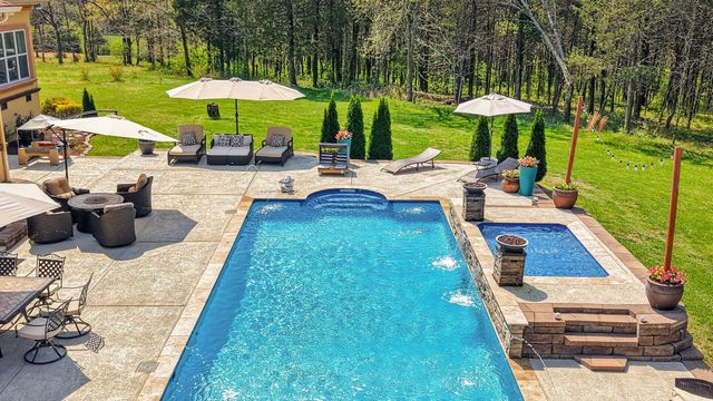 228 Weaver Rd, Lebanon, TN 37090