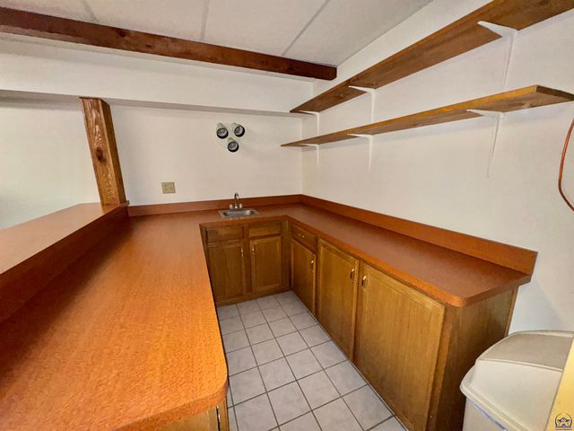 1038 SW Randolph AVE, Topeka, KS 66604