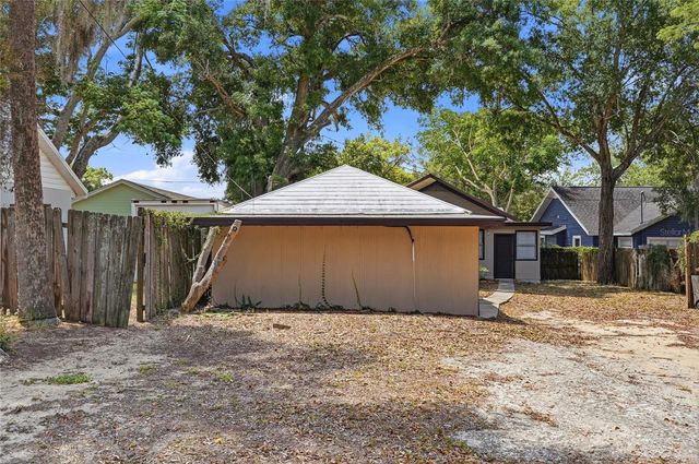 1414 JOHNS AVENUE, Haines City, FL 33844