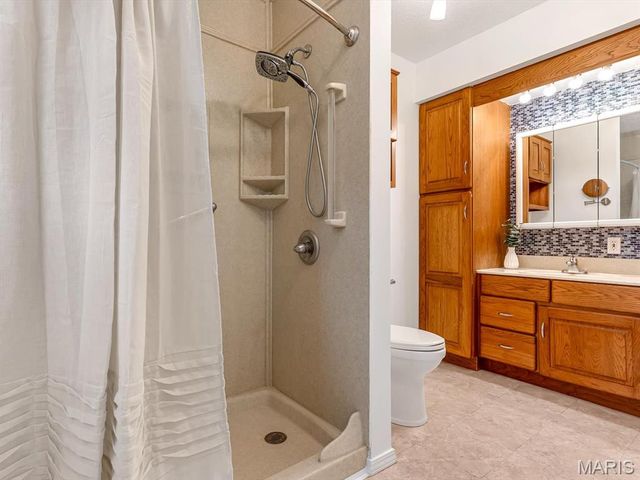 7709 Goshen Road, Edwardsville, IL 62025