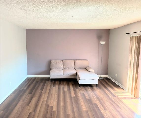 201 S ARRAWANA AVENUE L, Tampa, FL 33609