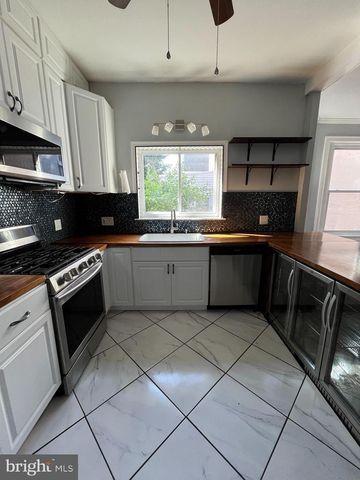 5547 RIDGE AVE, Philadelphia, PA 19128