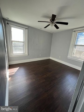 5547 RIDGE AVE, Philadelphia, PA 19128