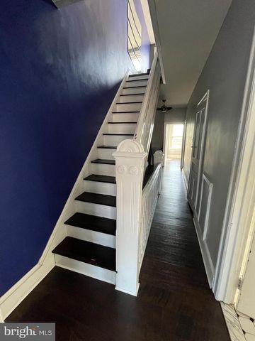 5547 RIDGE AVE, Philadelphia, PA 19128
