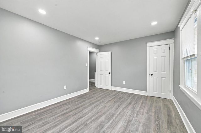 216 WOODLAWN AVE, Collingdale, PA 19023