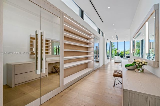 6480 Allison Rd, Miami Beach, FL 33141