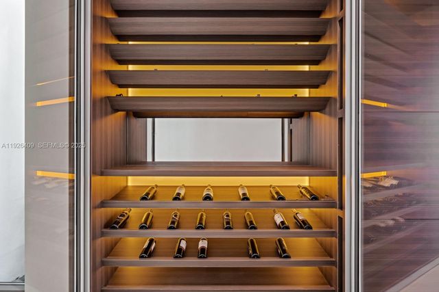 6480 Allison Rd, Miami Beach, FL 33141