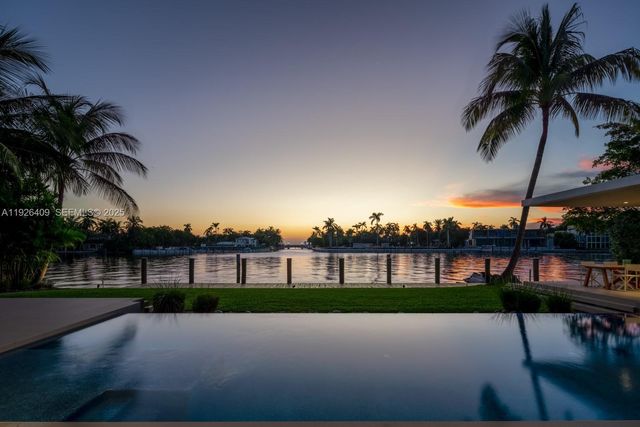 6480 Allison Rd, Miami Beach, FL 33141