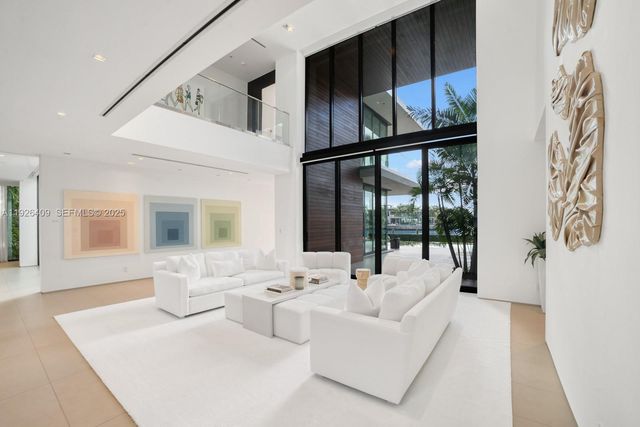 6480 Allison Rd, Miami Beach, FL 33141