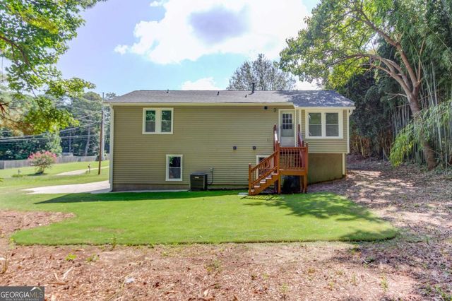 1381 Timbercrest Drive, Lawrenceville, GA 30045