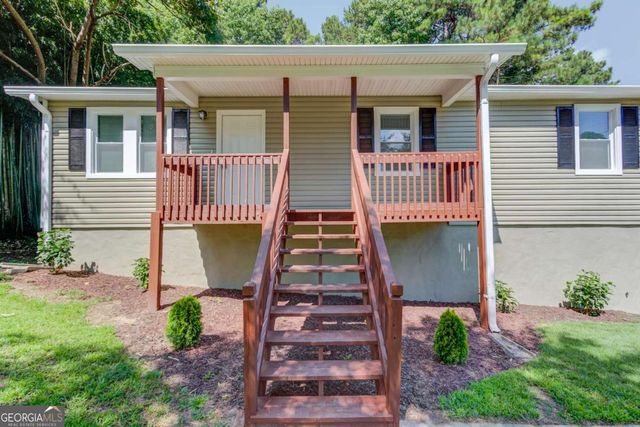 1381 Timbercrest Drive, Lawrenceville, GA 30045
