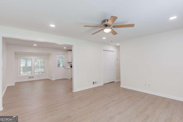 1381 Timbercrest Drive, Lawrenceville, GA 30045