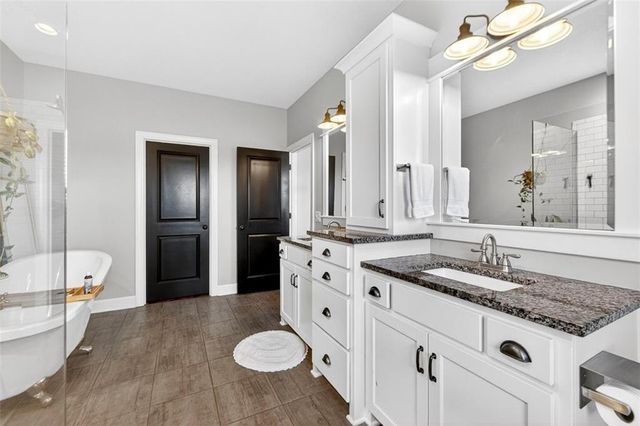 5199 SE Fox Run Road, Lathrop, MO 64465