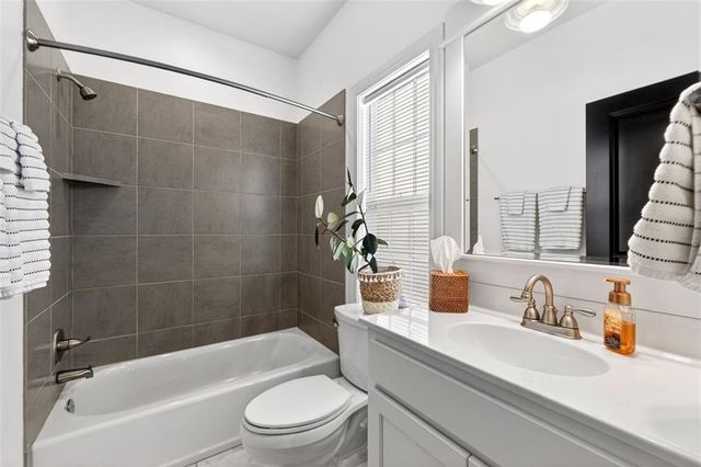 5199 SE Fox Run Road, Lathrop, MO 64465