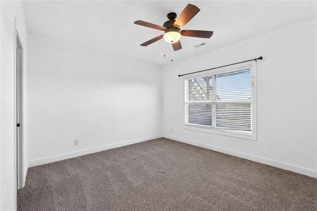 5199 SE Fox Run Road, Lathrop, MO 64465