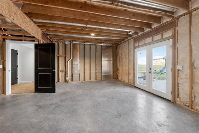 5199 SE Fox Run Road, Lathrop, MO 64465