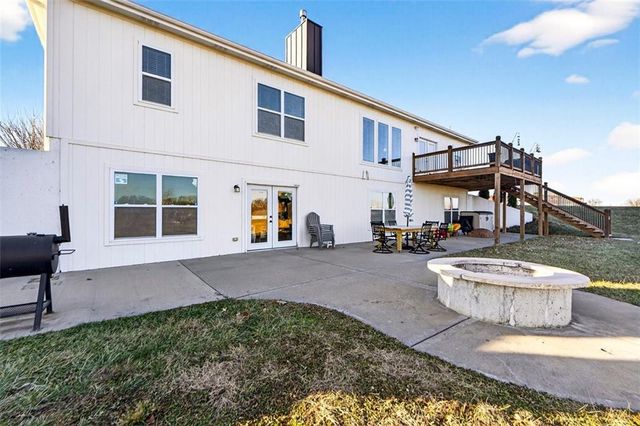 5199 SE Fox Run Road, Lathrop, MO 64465