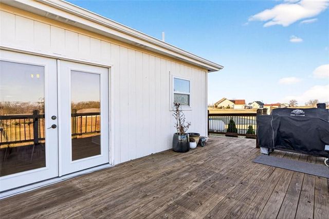 5199 SE Fox Run Road, Lathrop, MO 64465