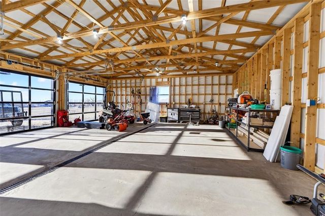 5199 SE Fox Run Road, Lathrop, MO 64465