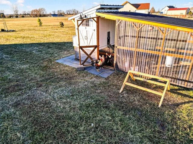 5199 SE Fox Run Road, Lathrop, MO 64465