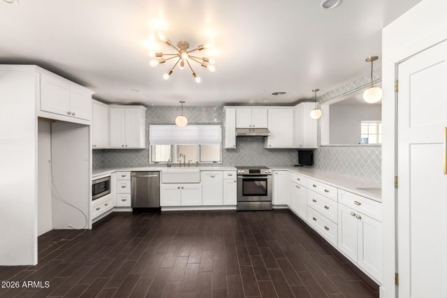 4411 W MORROW Drive, Glendale, AZ 85308