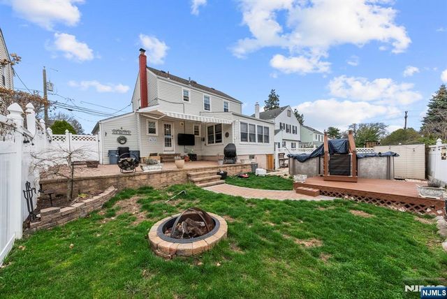 17 Burlington Road, Clifton, NJ 07012