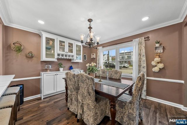 17 Burlington Road, Clifton, NJ 07012