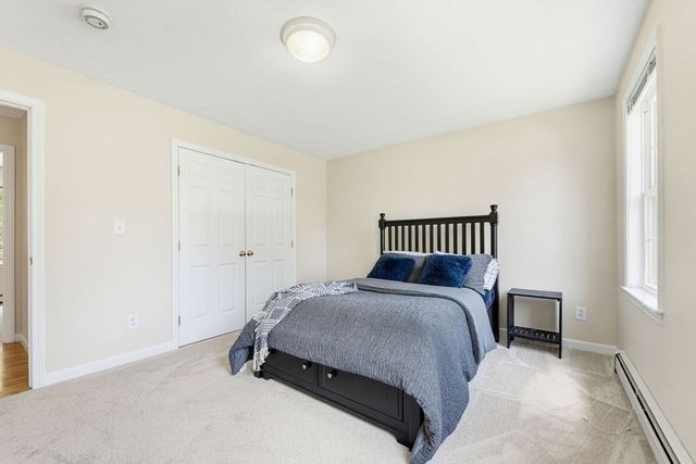 32 Cinnamon Cir, Easton, MA 02334