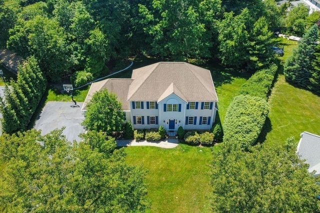 32 Cinnamon Cir, Easton, MA 02334