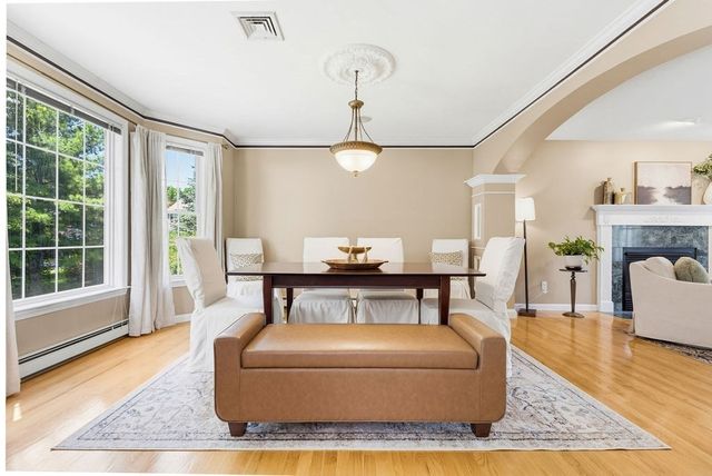 32 Cinnamon Cir, Easton, MA 02334