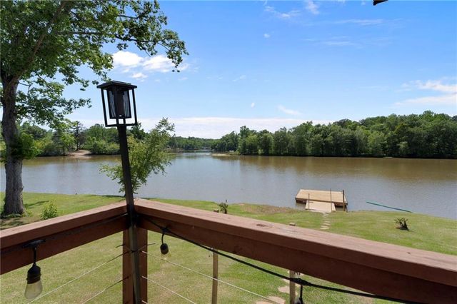 100 S River Bend, Jackson, GA 30233