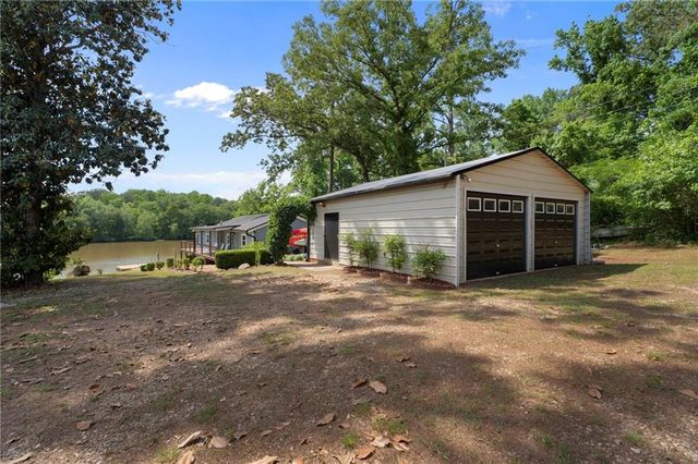 100 S River Bend, Jackson, GA 30233