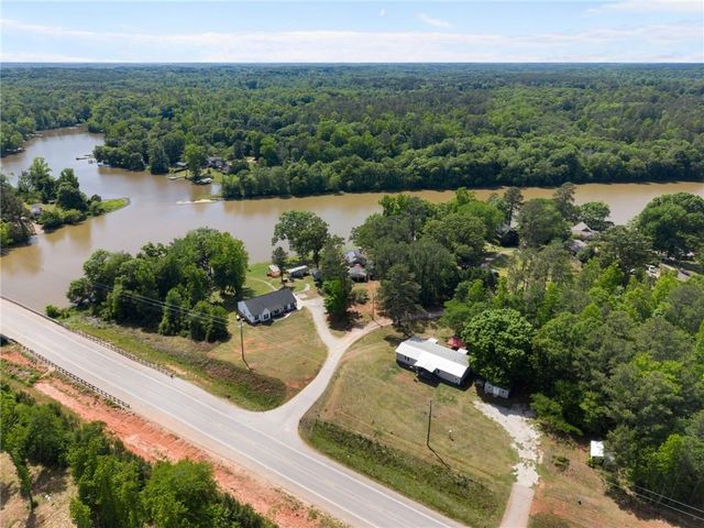 100 S River Bend, Jackson, GA 30233