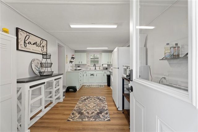 100 S River Bend, Jackson, GA 30233