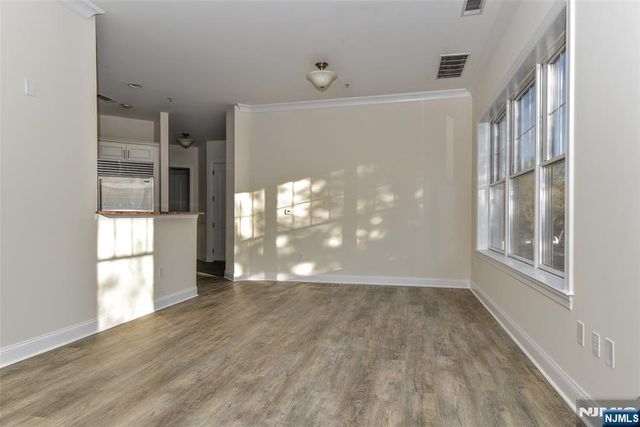 3113 The Plaza, Tenafly, NJ 07670