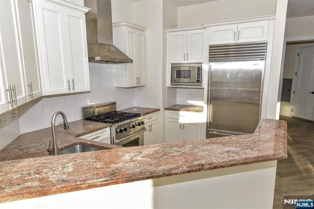 3113 The Plaza, Tenafly, NJ 07670