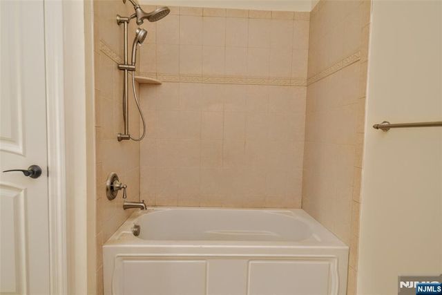 3113 The Plaza, Tenafly, NJ 07670