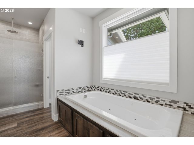 10907 Ne 131ST St, Vancouver, WA 98662
