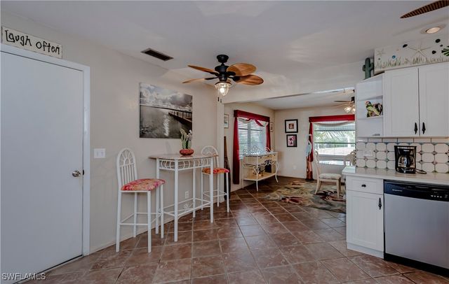 12101 Moon Shell DR, Matlacha Isles, FL 33991