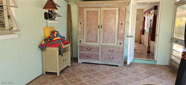 12101 Moon Shell DR, Matlacha Isles, FL 33991