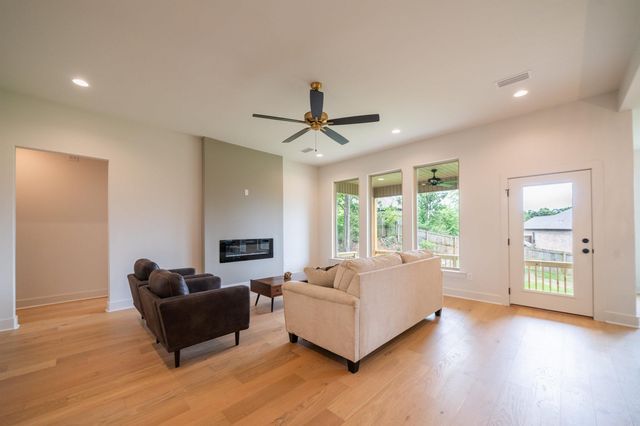 108 Scenic Ridge Drive, Maumelle, AR 72113
