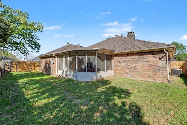 3233 David Drive, Hurst, TX 76054
