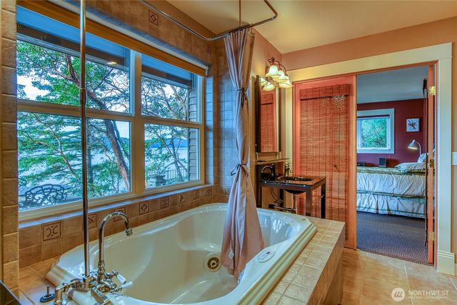 599 Shore Drive, Orcas Island, WA 98245