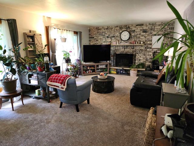 222 Garfield Avenue, Evansville, WI 53536