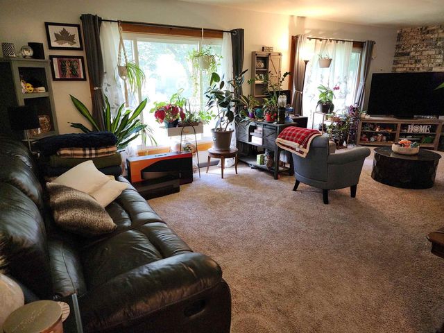 222 Garfield Avenue, Evansville, WI 53536