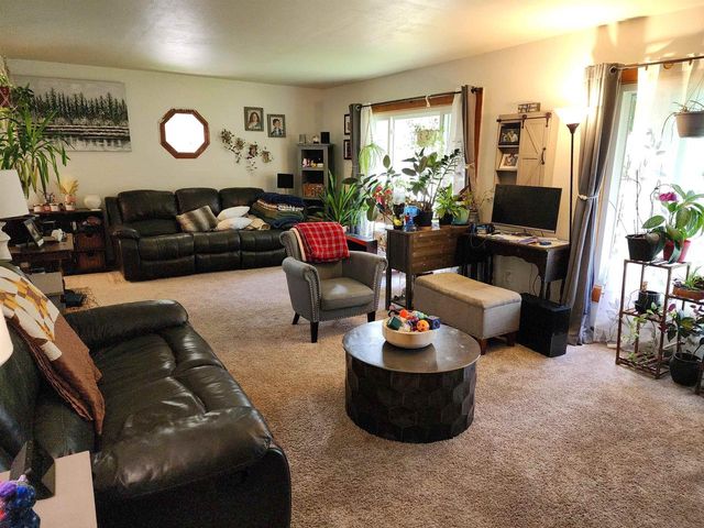 222 Garfield Avenue, Evansville, WI 53536