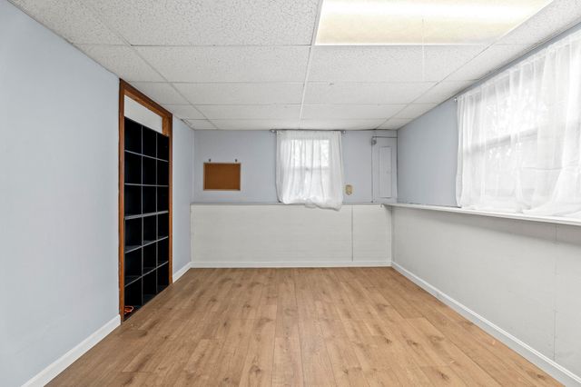 4 Woodland Avenue, Seabrook, NH 03874