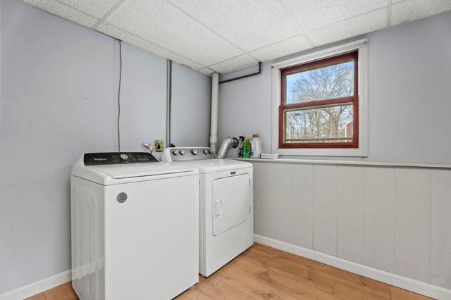 4 Woodland Avenue, Seabrook, NH 03874