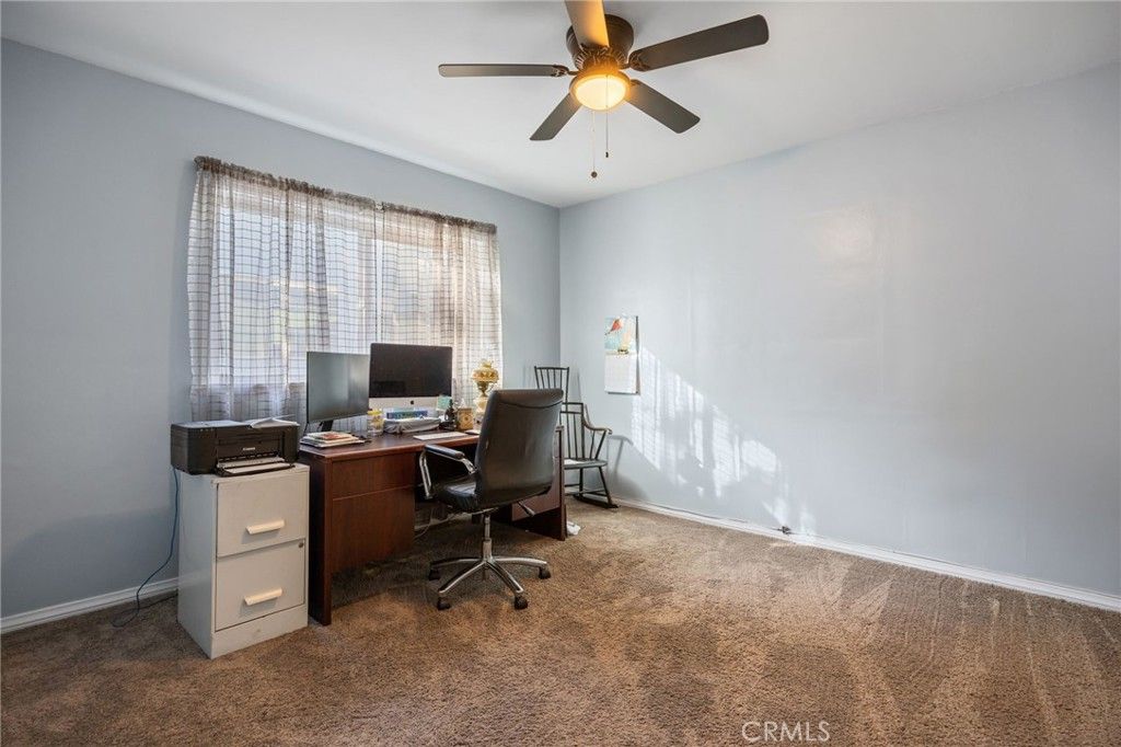 Image 31 of property listing at 4817 Quartz Hill Rd, Quartz Hill, CA 93536